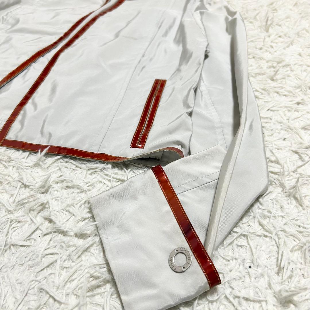 13429 CHANEL パテントレザーパイピングノーカラージャケット