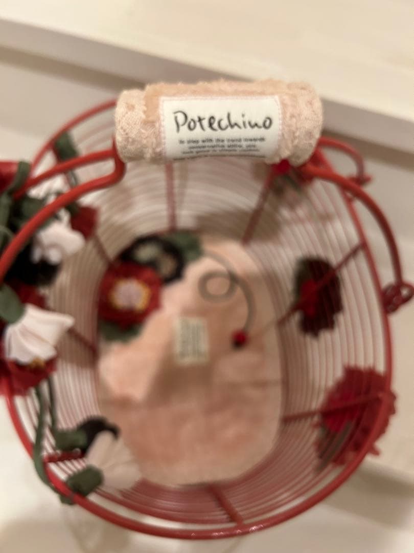 POTECCHINO ポテチーノ赤い花飾り付きかごバッグ