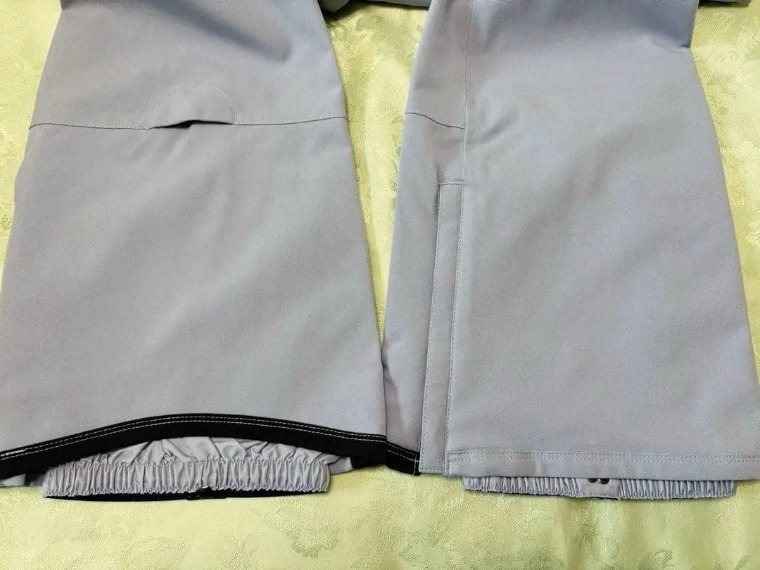 新品　バートン　ウーマンズスノーボードウエアジャケットとボトムの上下セット