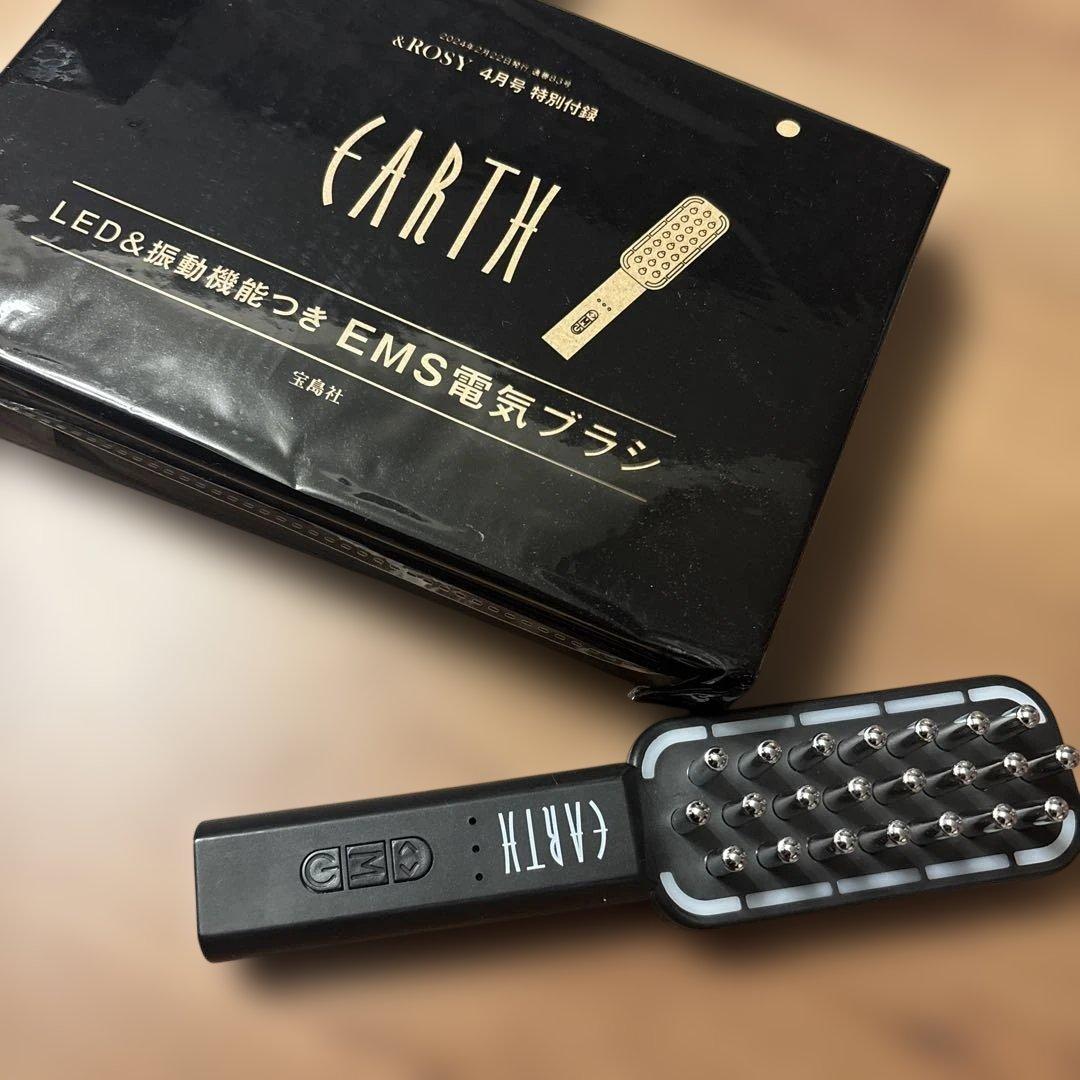 お値下します豪華22点女性情報誌 付録サンプル電動ヘアブラシ財布エコバッグポーチ