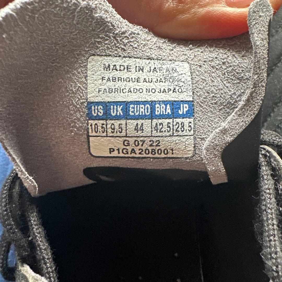 モレリアネオ3 ブラック/レッド 28.5 ミズノ