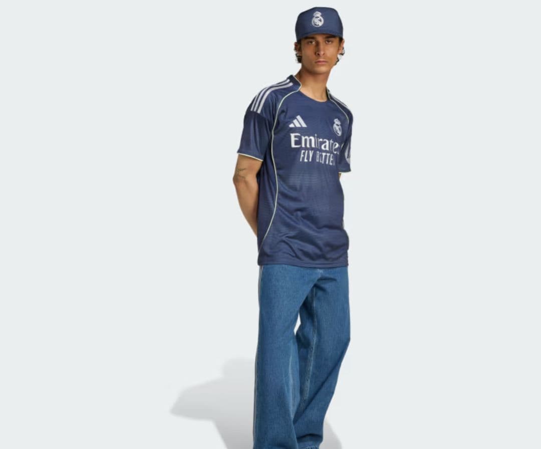 国内正規品【新品未使用】レアル・マドリード 25/26 アウェイ ユニフォーム