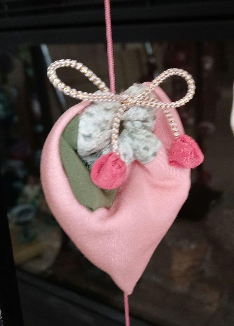 吊るし飾り　雛人形　ちりめん細工 吊るし雛　 ハンドメイド　2個掛台付