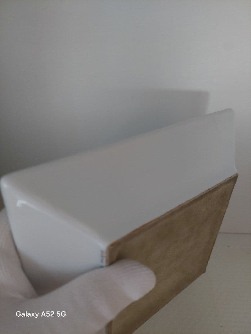 HERMES　リズム　ホワイトとグリーンの置き型灰皿