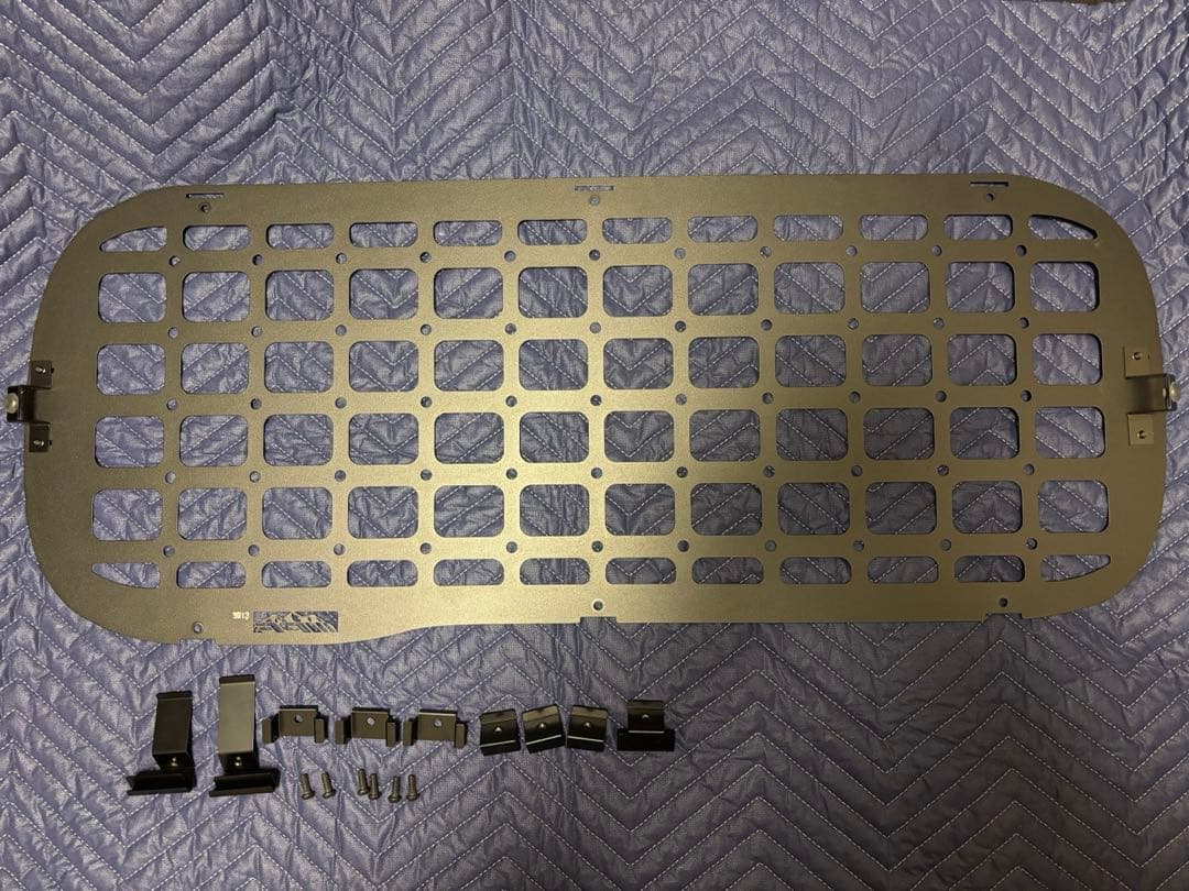 IPFJB64.JB74用サイドストレージパネルリヤウインドウガード(ジムニー)