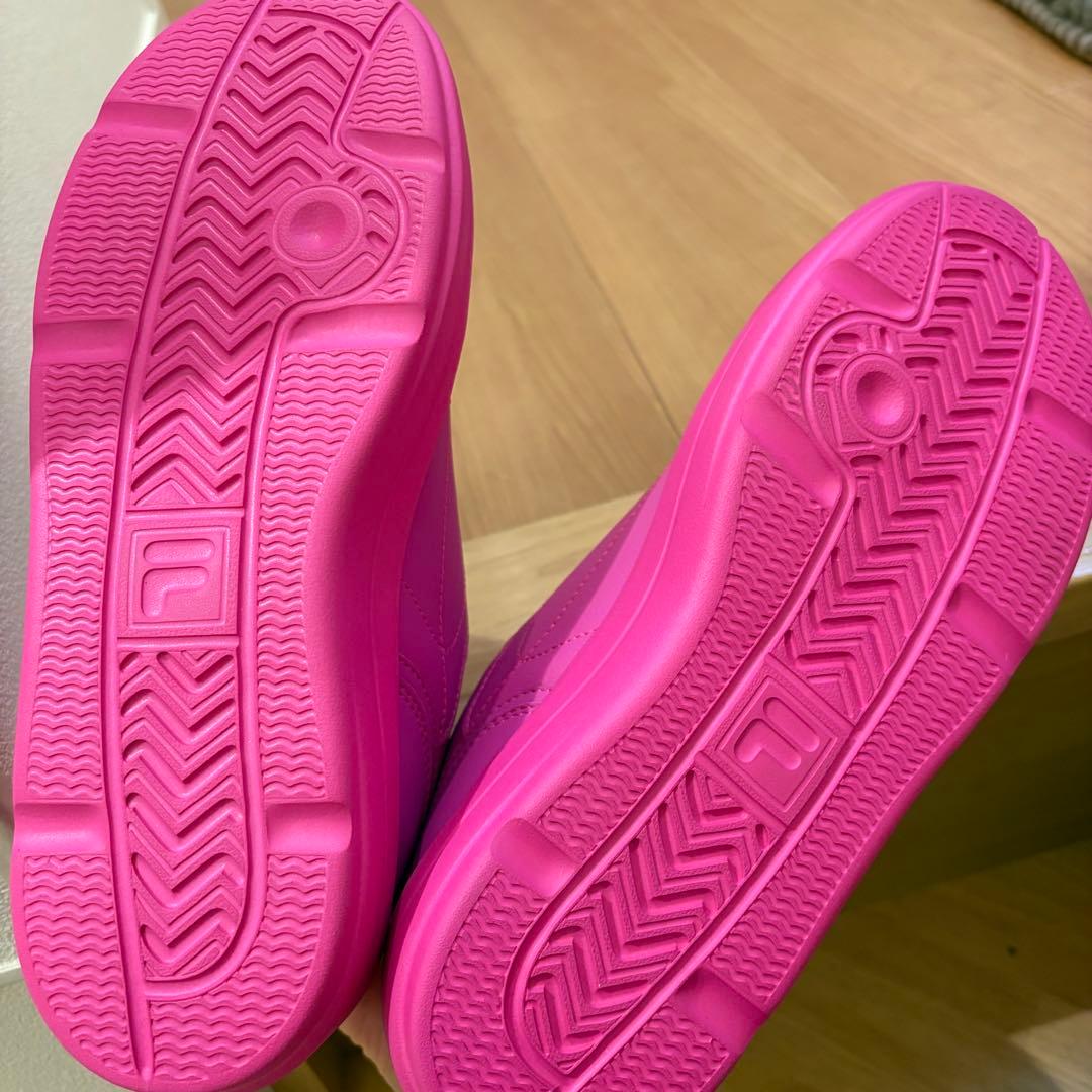 FILA 限定スニーカー 【IMP.コラボ】