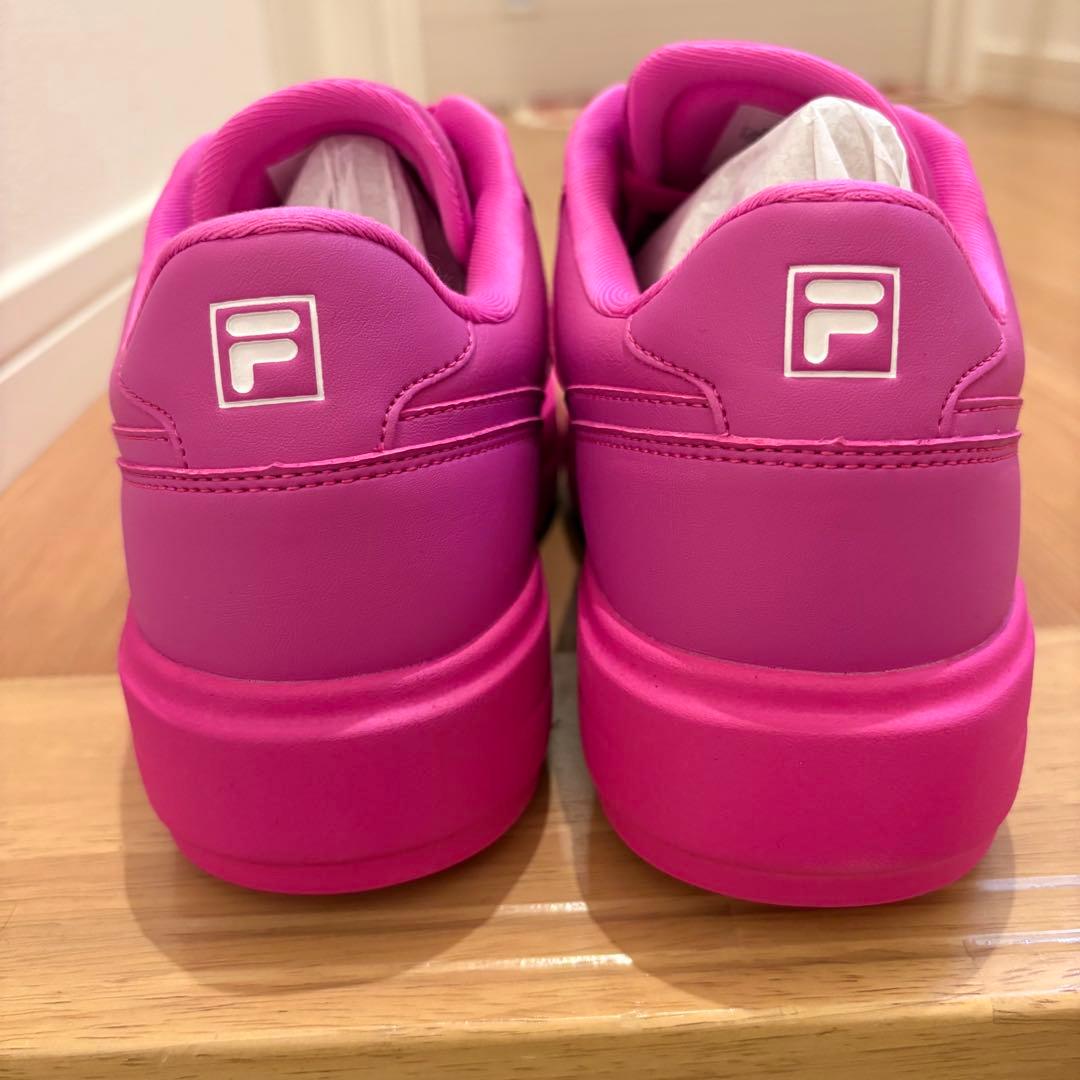 FILA 限定スニーカー 【IMP.コラボ】