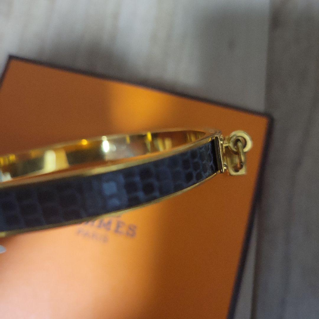 HERMES ゴールド ロック付きバングル 箱付き