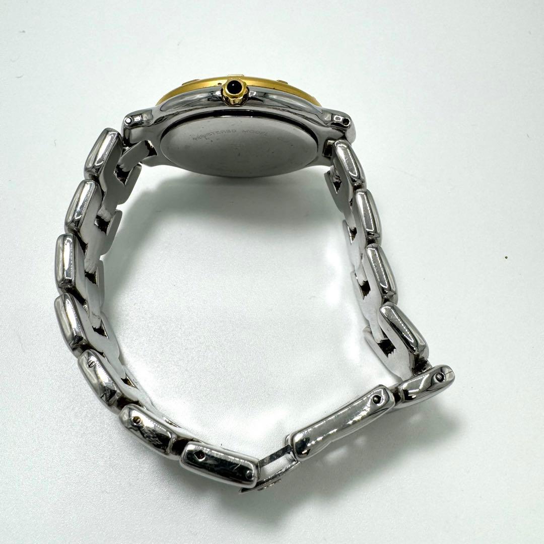 稼働 FENDI デイト ラウンド シルバー×ゴールド レディース腕時計