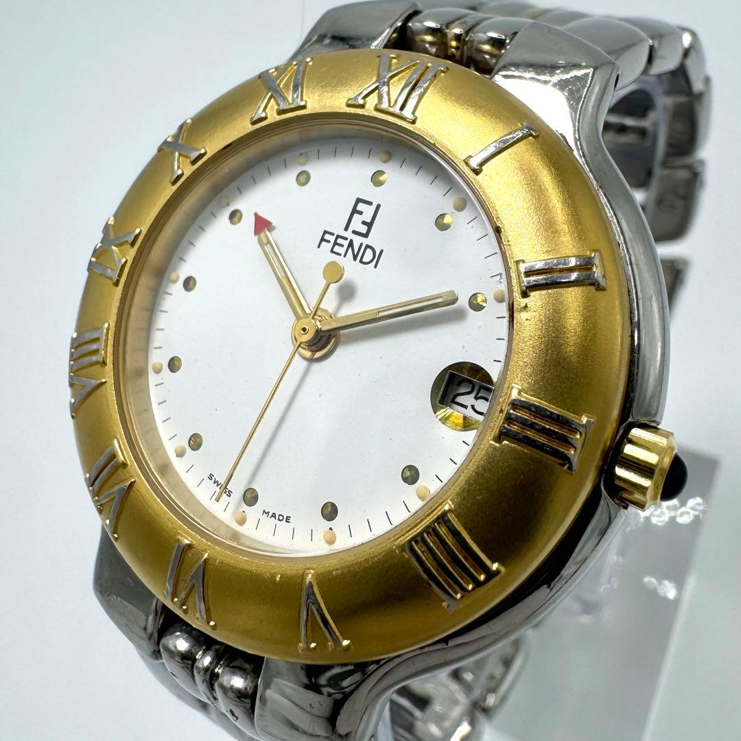 稼働 FENDI デイト ラウンド シルバー×ゴールド レディース腕時計