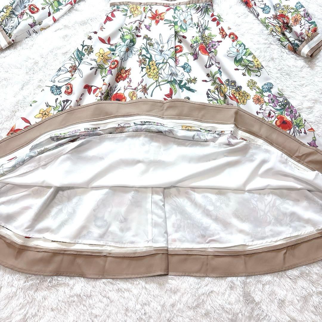 タグ付きemiriawiz エミリアウィズ 花柄ワンピース M 上品 フレア
