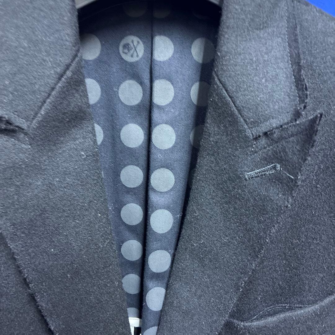 黒 テーラードジャケット