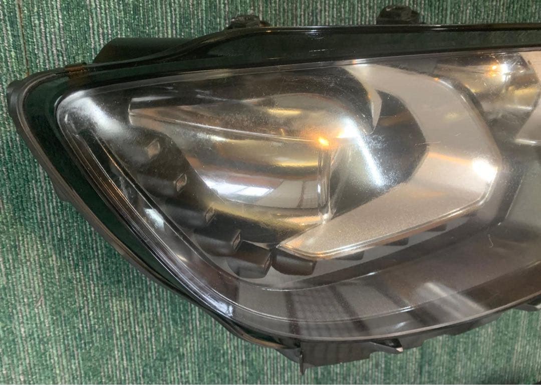 VW フォルクスワーゲン シャラン 2012 ヘッドライトセット