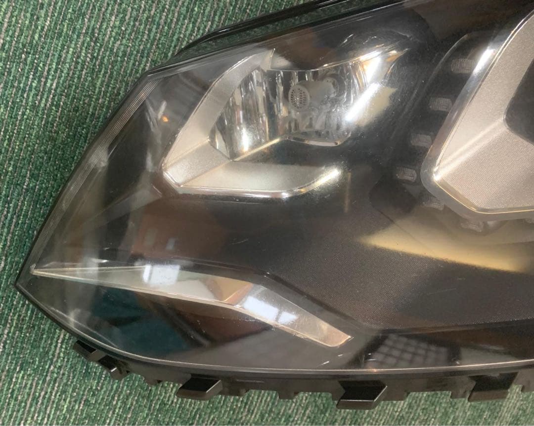 VW フォルクスワーゲン シャラン 2012 ヘッドライトセット