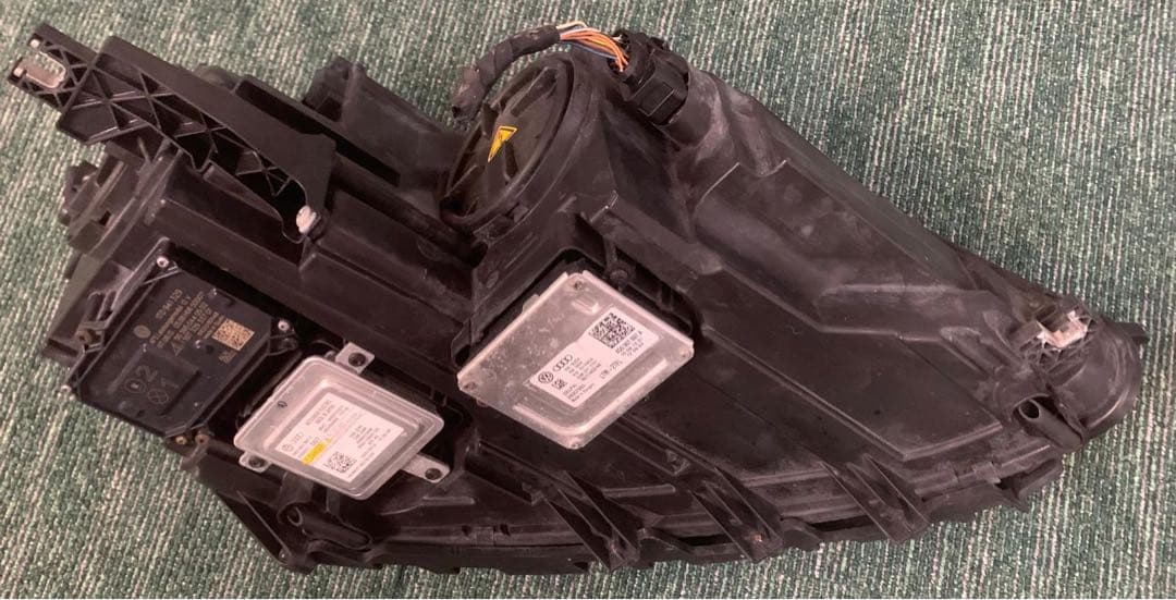 VW フォルクスワーゲン シャラン 2012 ヘッドライトセット