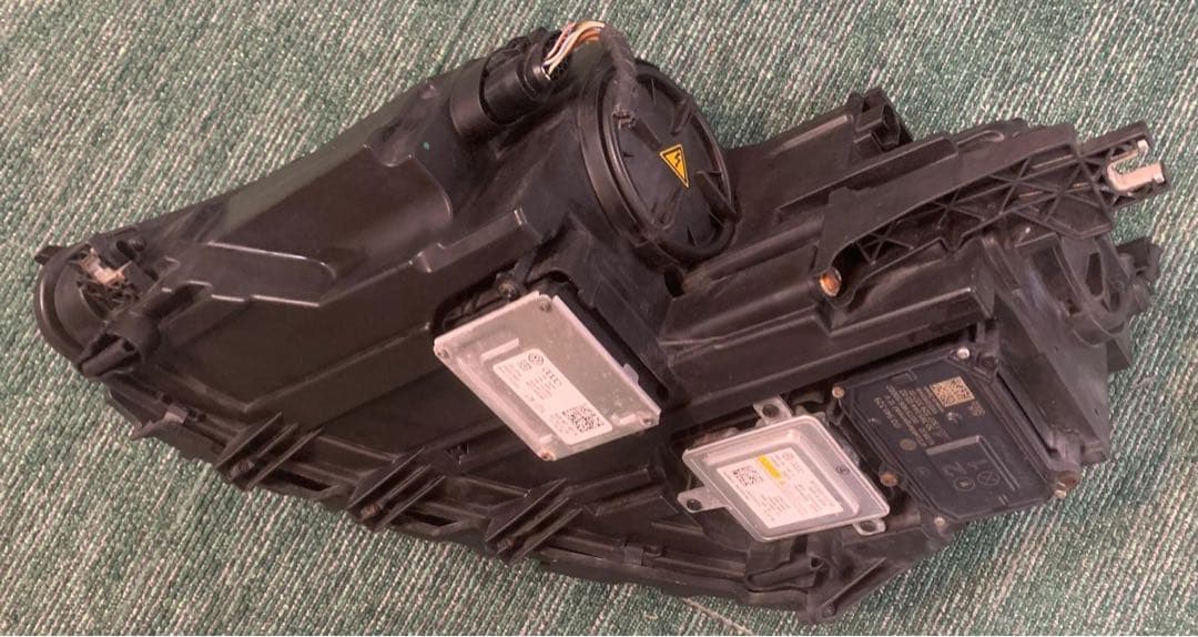 VW フォルクスワーゲン シャラン 2012 ヘッドライトセット