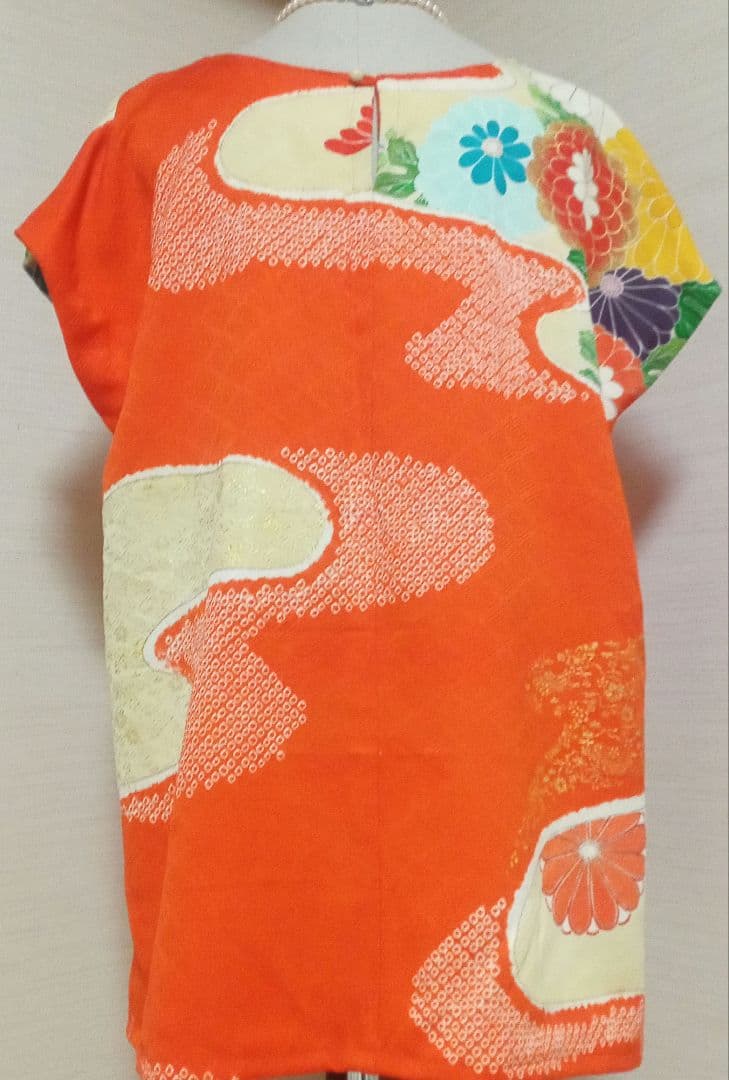 振り袖リメイクセットアップ 鹿の子絞り、花車、金駒刺繍入り