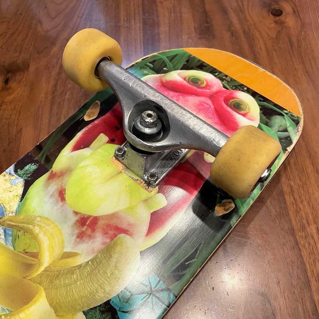 パレス　スケボー　スケートボード　インディペンデント　スピットファイア　8インチ