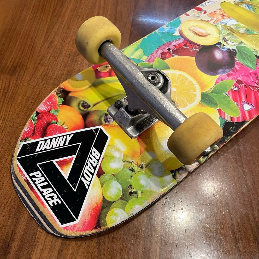 パレス　スケボー　スケートボード　インディペンデント　スピットファイア　8インチ