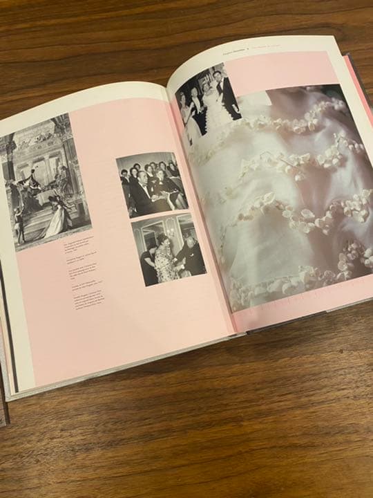 お値下げ！クリスチャンディオール生誕100周年カタログ