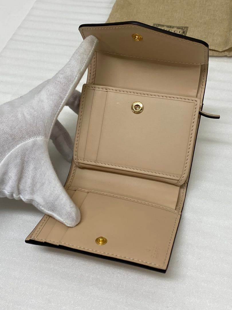 3-3204 GUCCI グッチ 3つ折り財布 GGロゴ ミディアム ウォレット