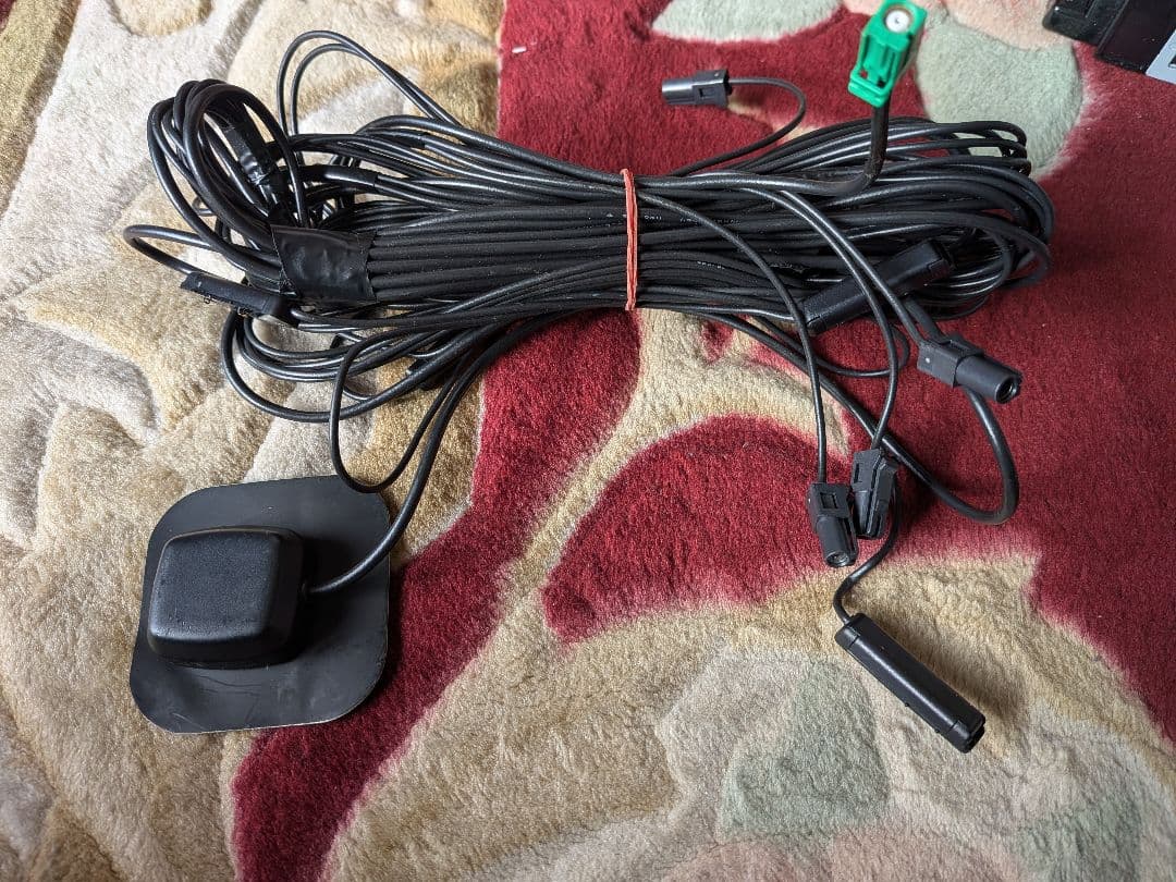 Pioneer AVIC-RZ712 カーナビ 社外ミラーリングアダプター付き