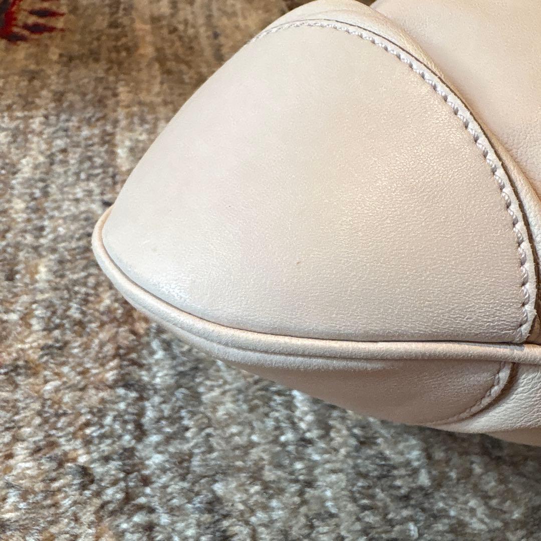 【超美品】Salvatore Ferragamoほぼ未使用級レザーバッグ