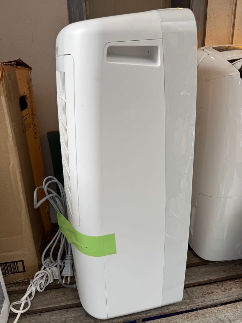 232＊■シャープ　除湿機　衣類乾燥機　プラズマクラスター　CV-J120-W