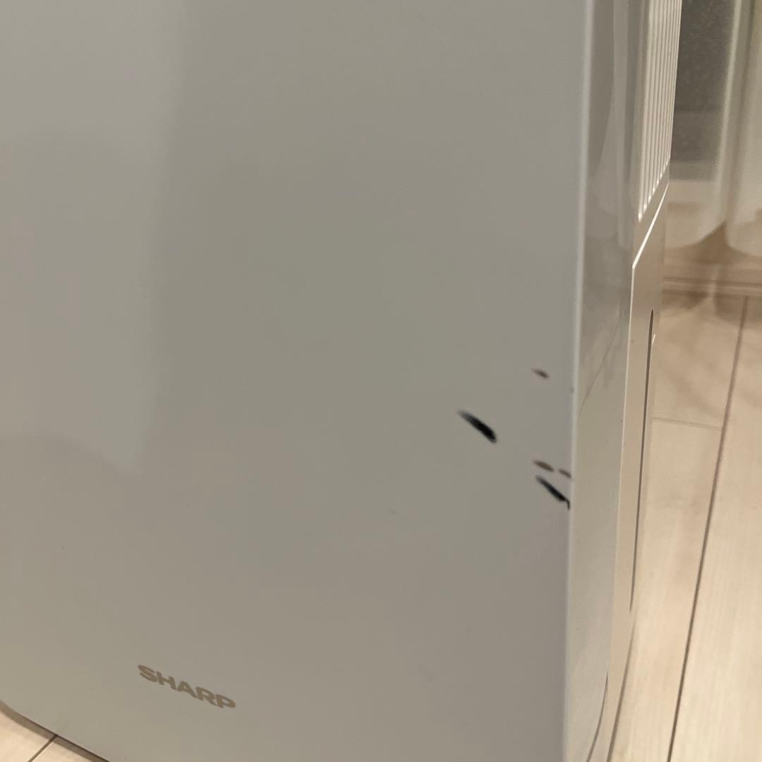 早い者勝ち！大特価！SHARP 除湿機 ホワイト LED表示