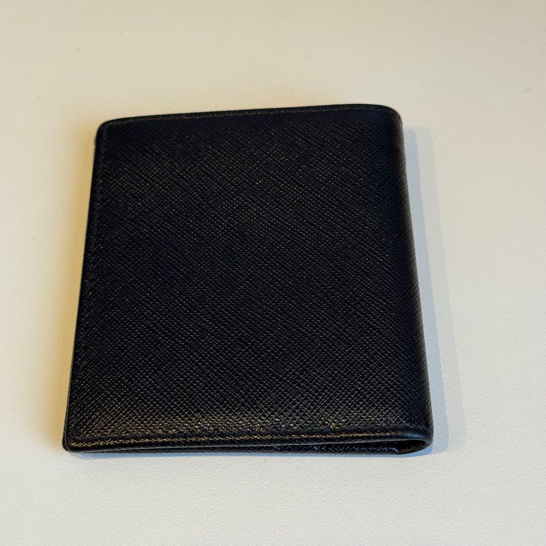 PRADA 二つ折り財布