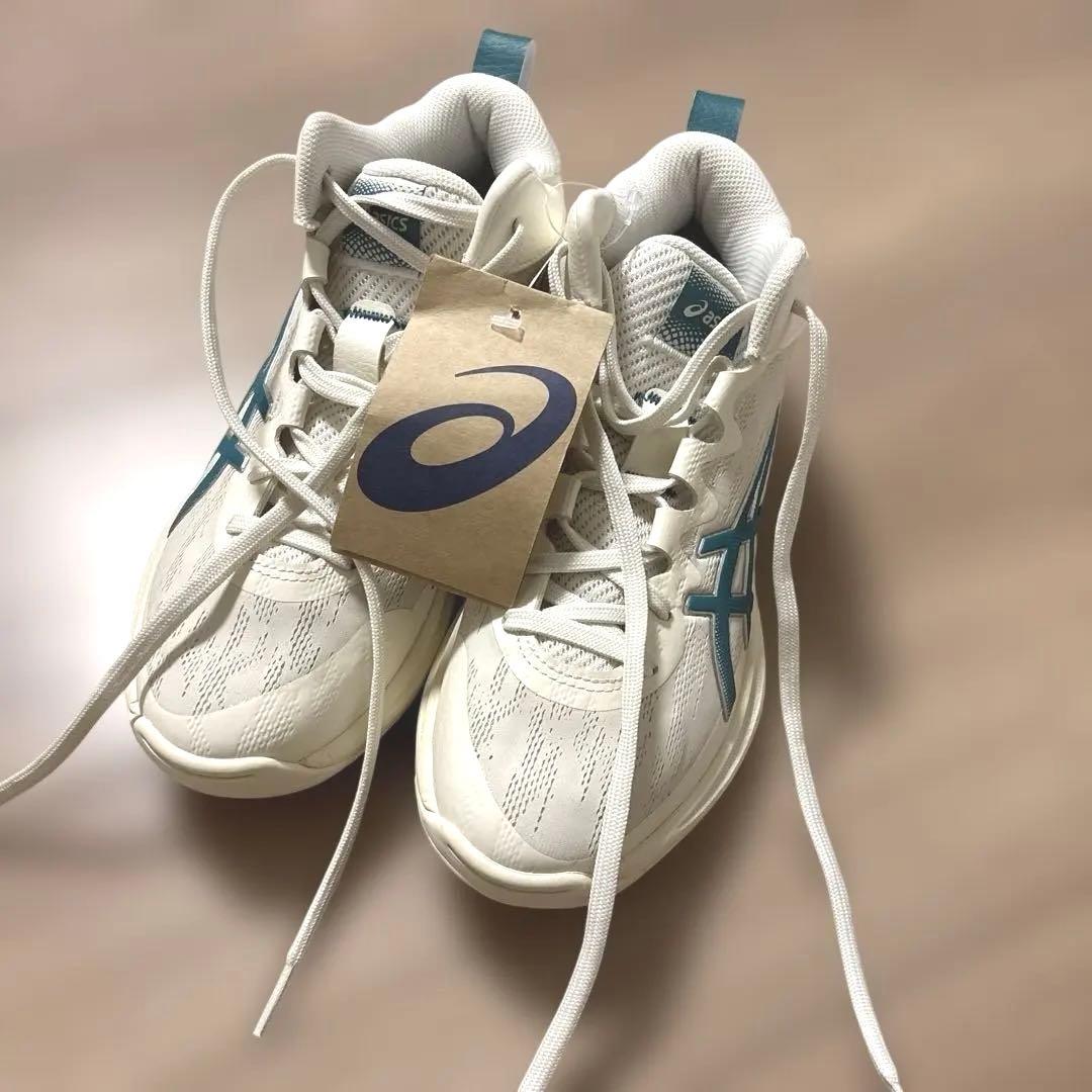 ASICS バスケットボールシューズ ホワイト/ティール 男女兼用