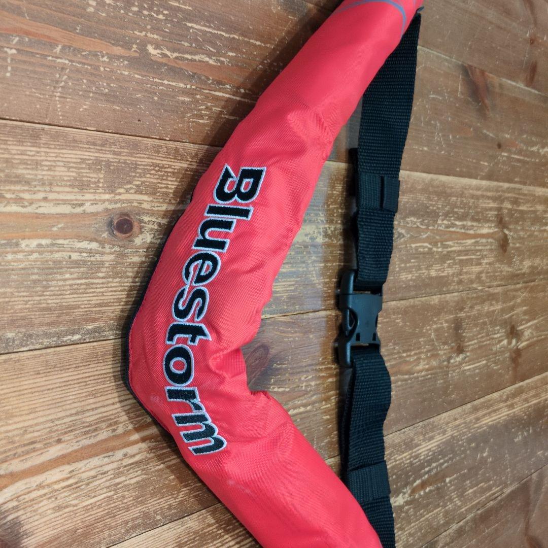 Bluestorm BSJ-5920RS II ライフジャケット