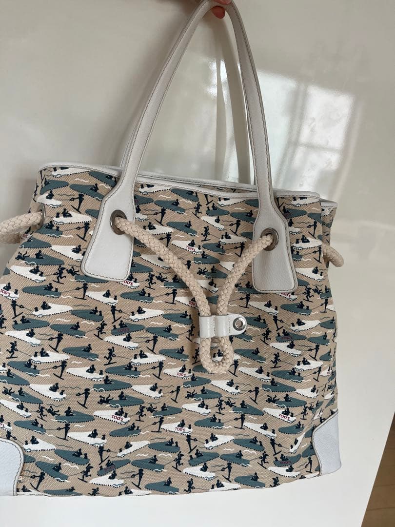 お値下げ中！トッズ　キャンバス地　バック　ユニセックス