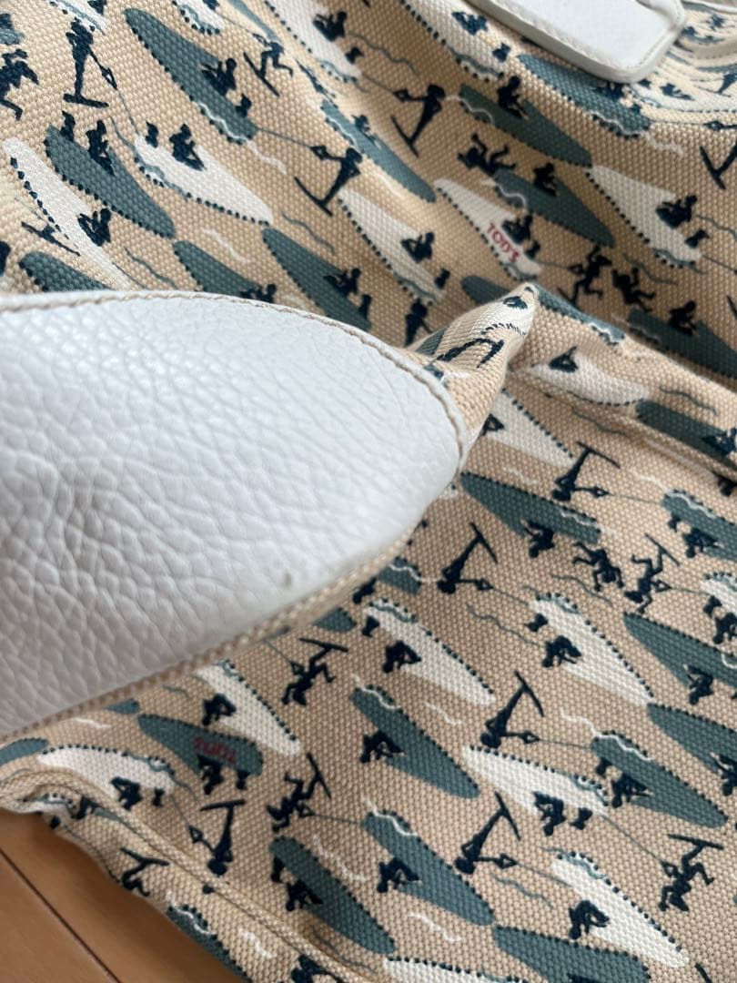 お値下げ中！トッズ　キャンバス地　バック　ユニセックス