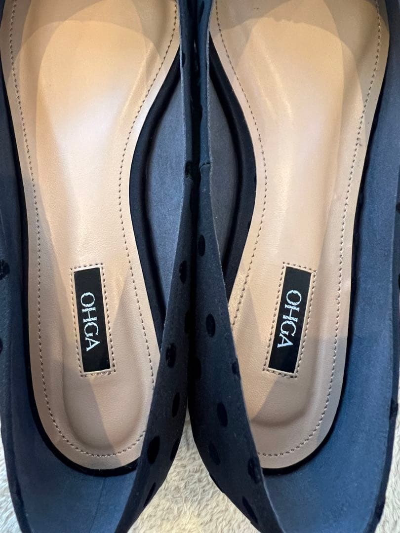 OHGA FLOCKY パンプス ブラック