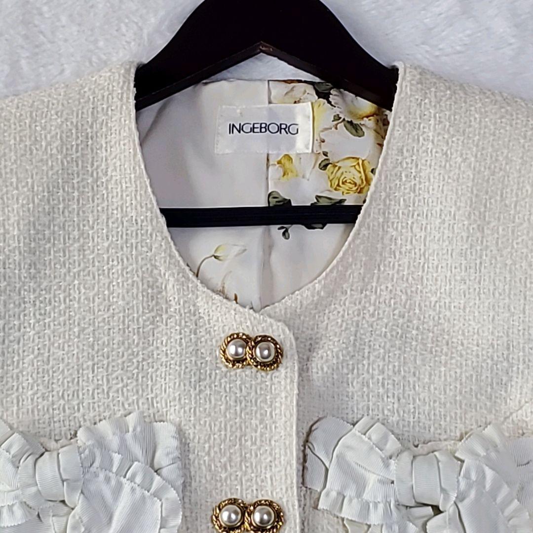 インゲボルグ　ツイードノーカラージャケット　パールボタン　リボン　花柄　リボン