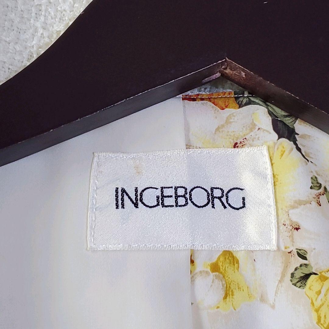 インゲボルグ　ツイードノーカラージャケット　パールボタン　リボン　花柄　リボン