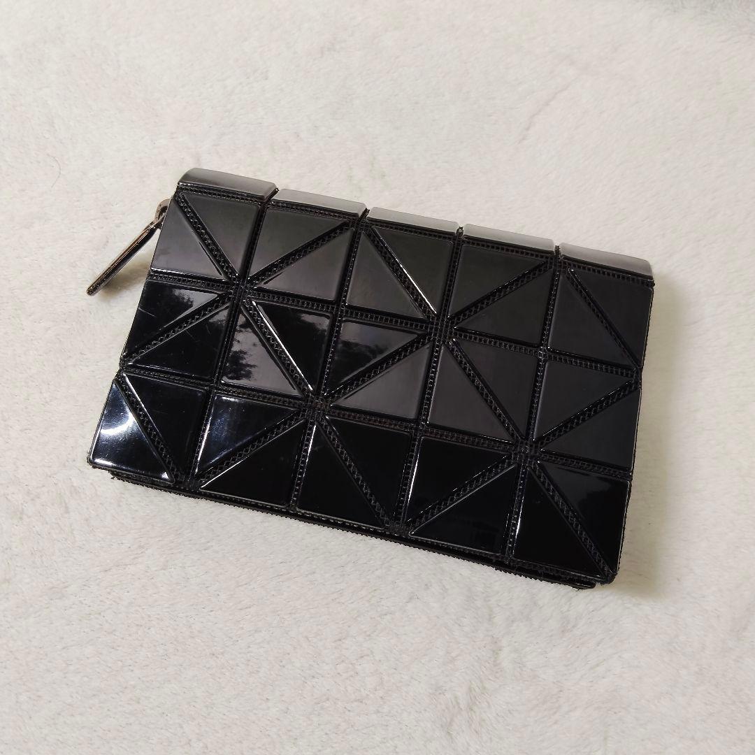 希少 baobao バオバオ イッセイミヤケ 二つ折り財布 ラウンドファスナー