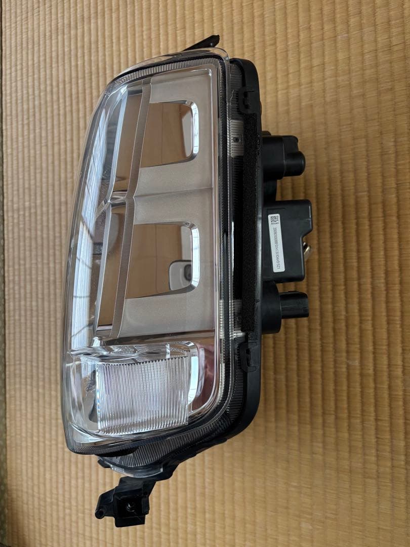 DV17 エブリィ 左ヘッドライト