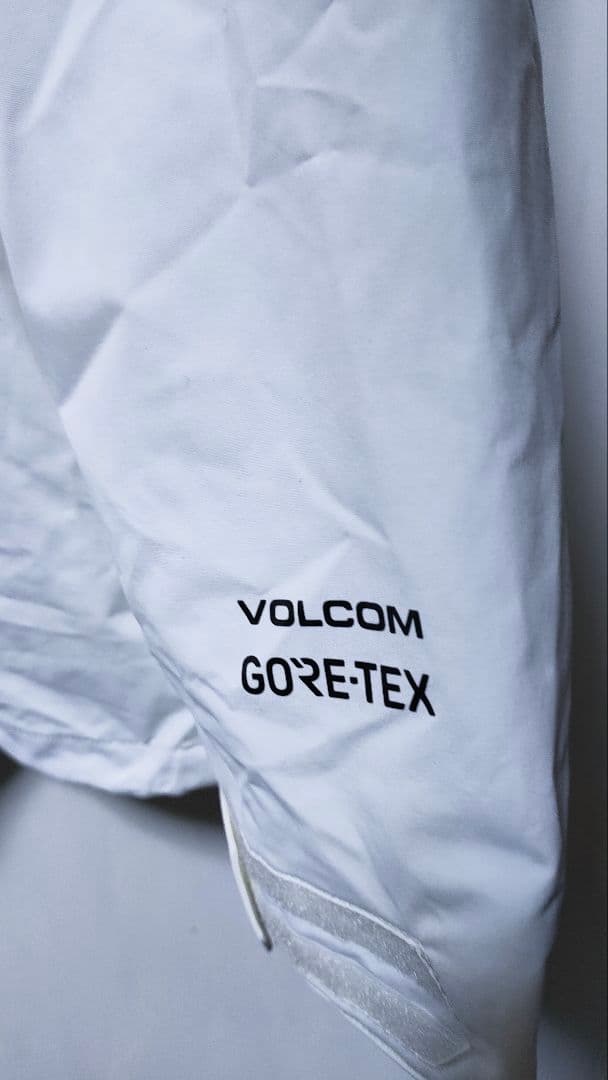 【VOLCOM ボルコム】 スノーボードウェア ゴアテックス ホワイト メンズ