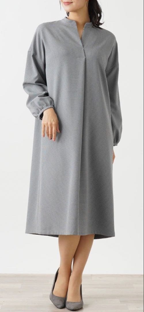 レリアン　タグ付新品未使用　ブールジュ　ワンピース　ライトグレー系