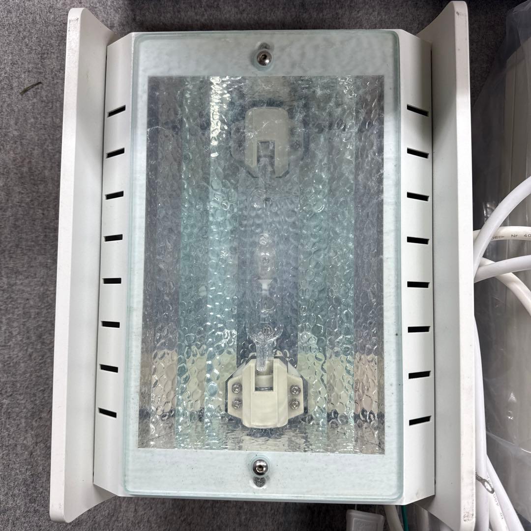 横浜けい　カミハタ　ライト2台