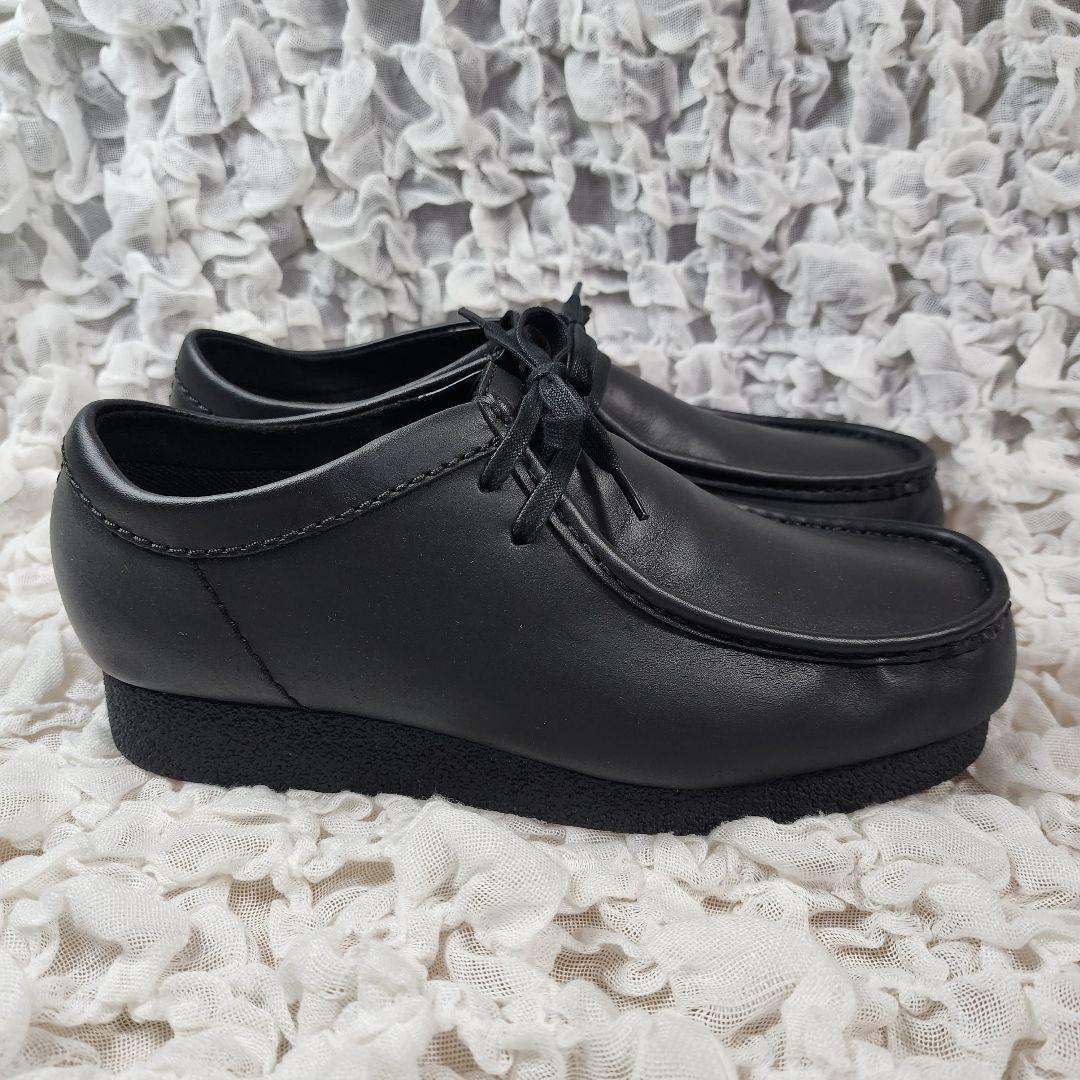 バトこし未使用 クラークス ワラビー エボ ウォータープルーフ レザー