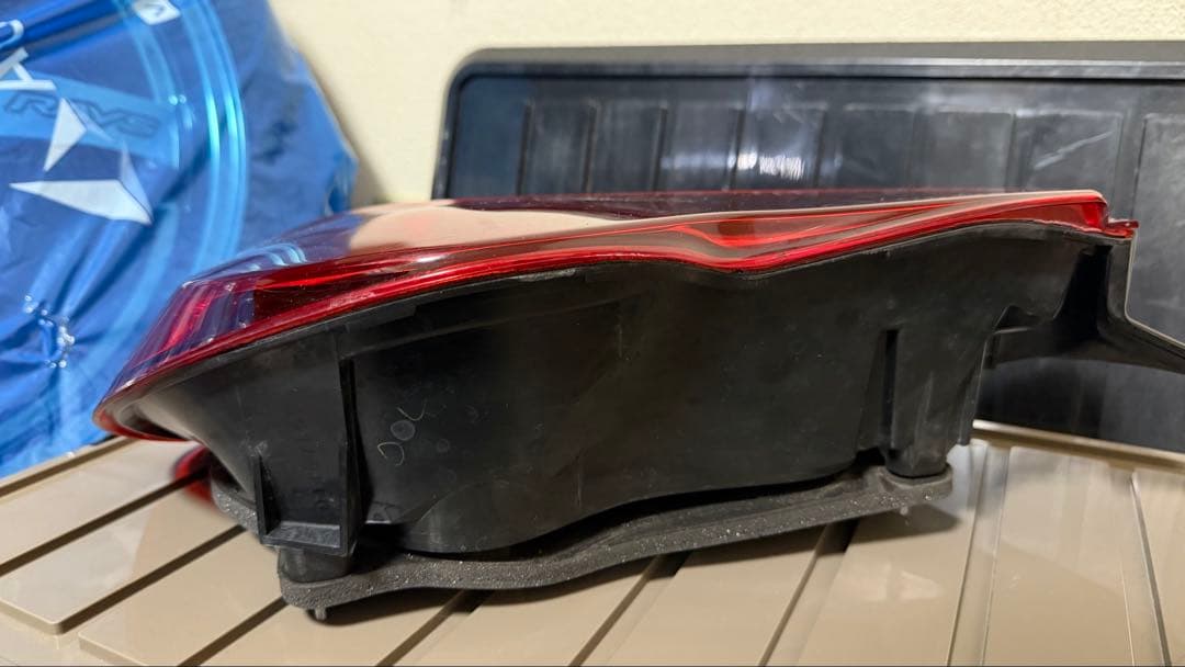 【希少】トムス　86 テールレンズ　TOM'S ZN6 書類、リレー付き