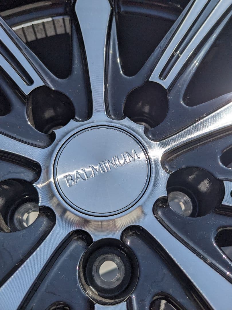 ブリジストン　バルミナ　１７インチ アルミホイール　アルファードなどに