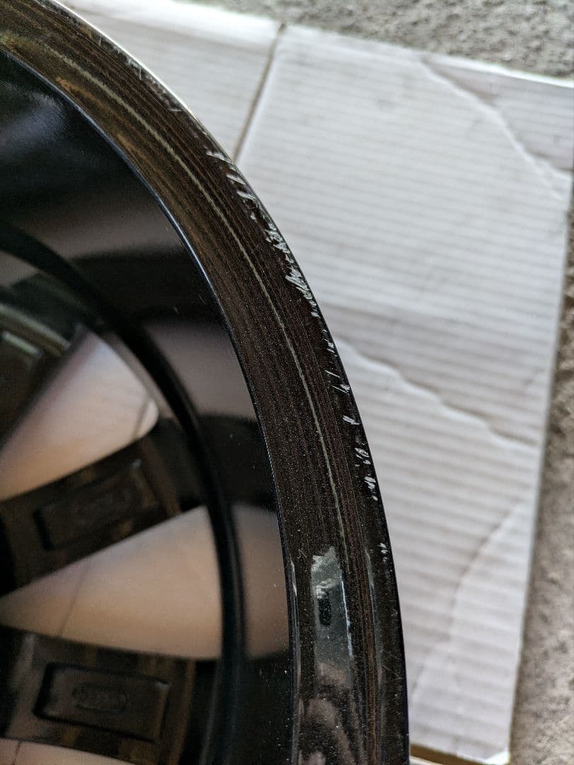 ブリジストン　バルミナ　１７インチ アルミホイール　アルファードなどに