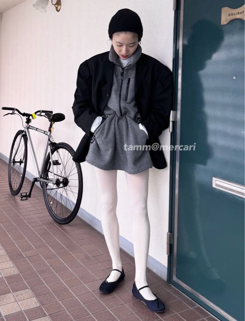 【完売品、新品】HOLIDAY ウールツイルパフジャケット