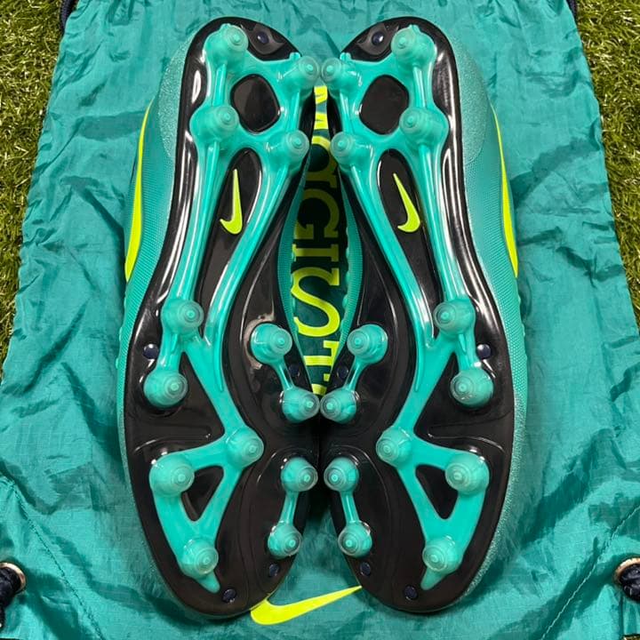 NIKE Magista Opus Ⅱ HG-E 26cm