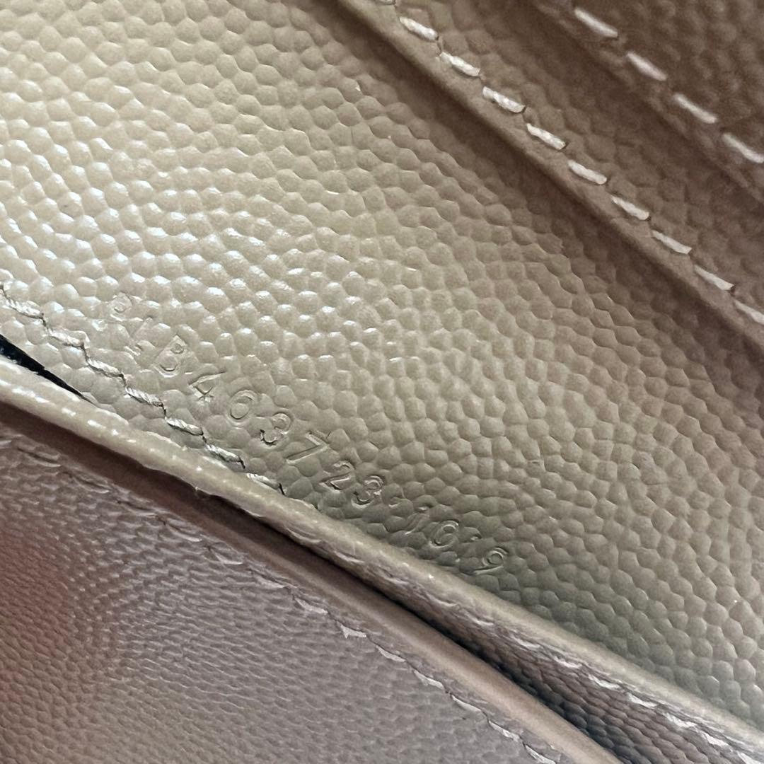 70 美品 SAINTLAURENT イヴサンローラン 2つ折り財布