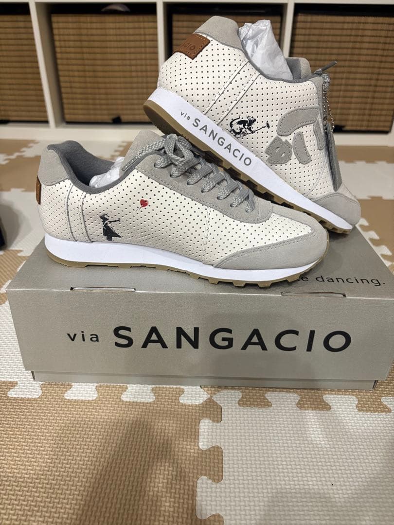 SANGACIO バンクシー スニーカー　24センチ　値下げします！！！